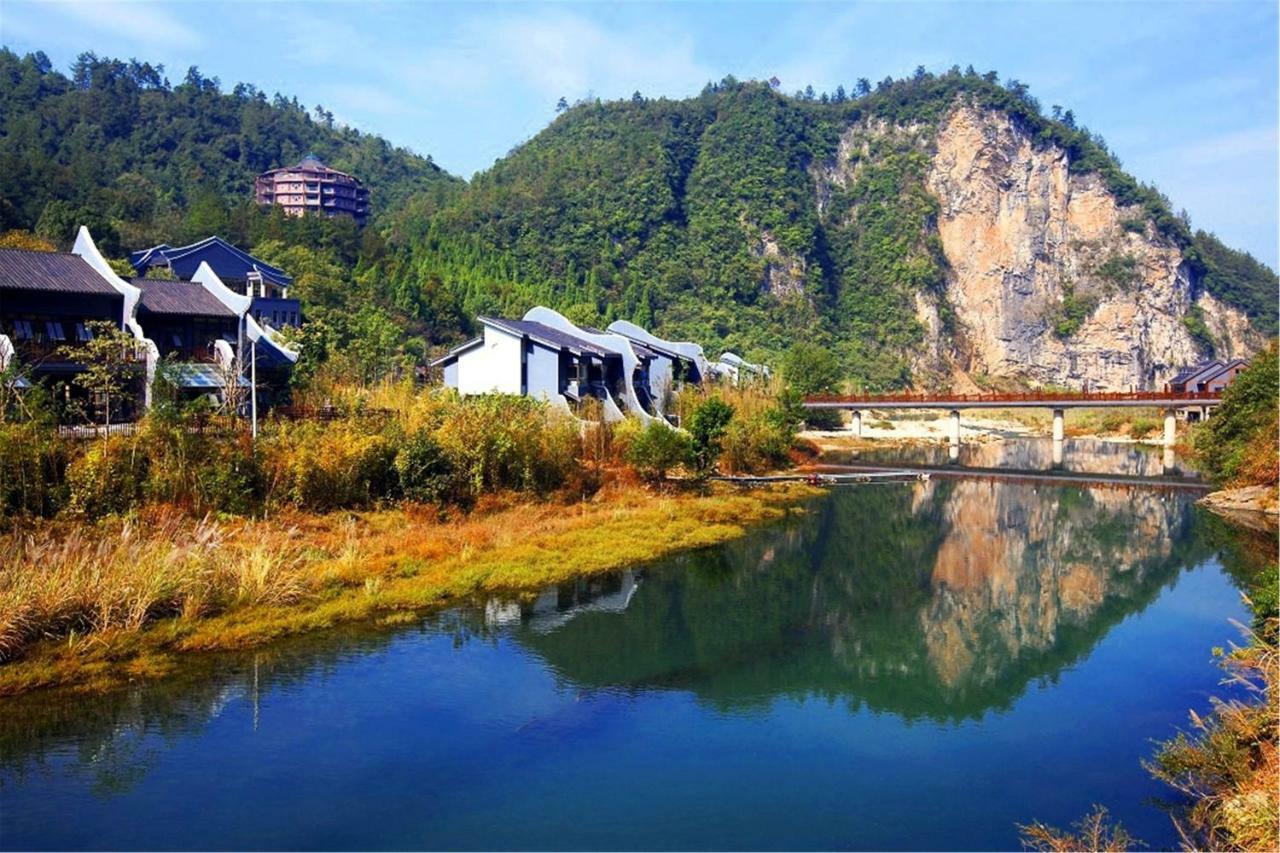 Harmona Resort & Spa Zhangjiajie Exterior photo