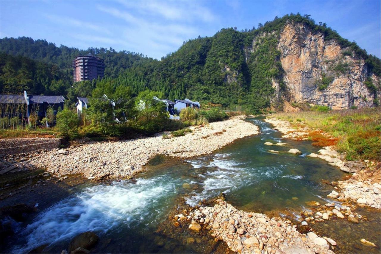 Harmona Resort & Spa Zhangjiajie Exterior photo